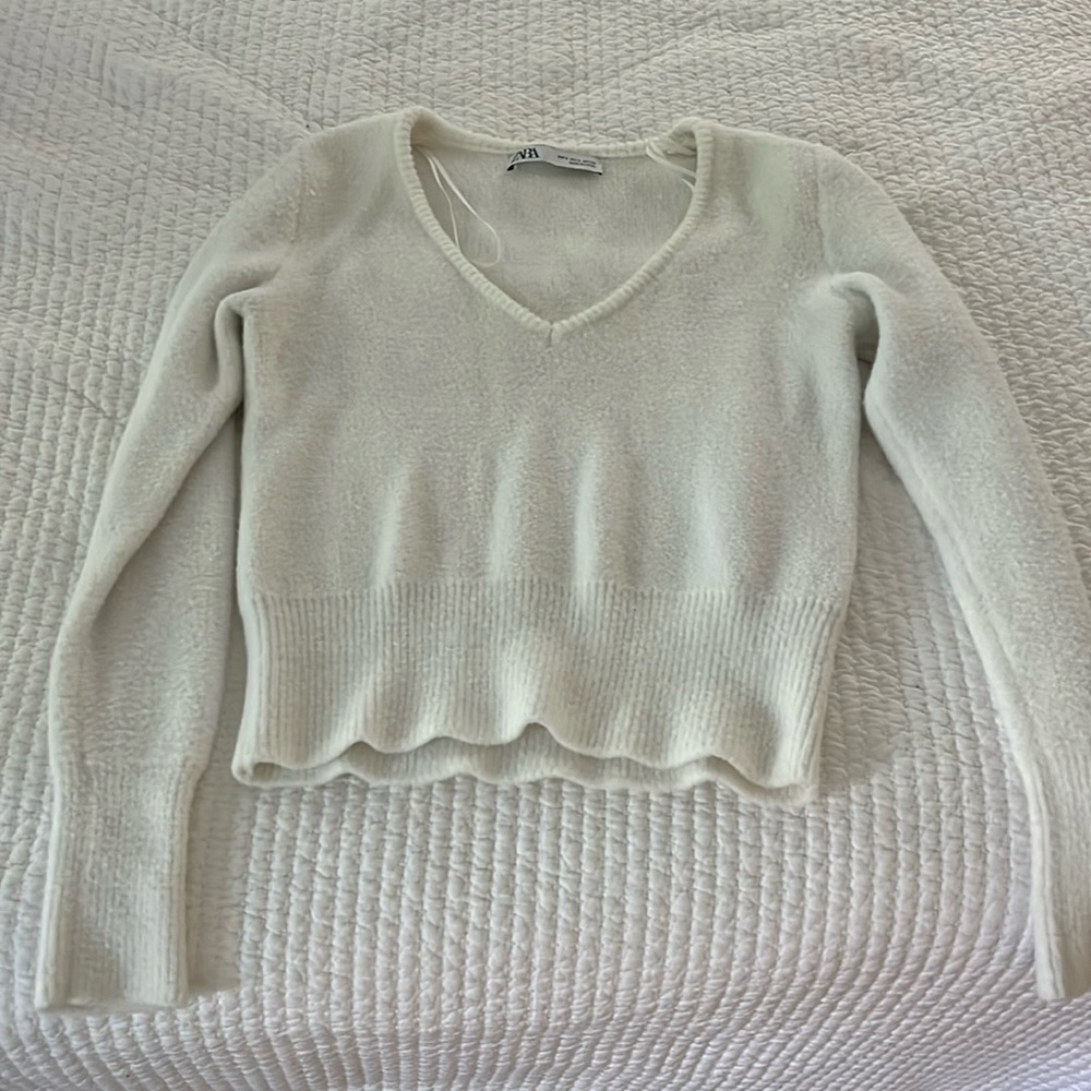 Zara white sweater